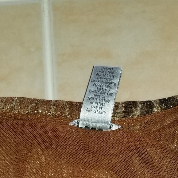 Chico's Top - Picture 6 of 6